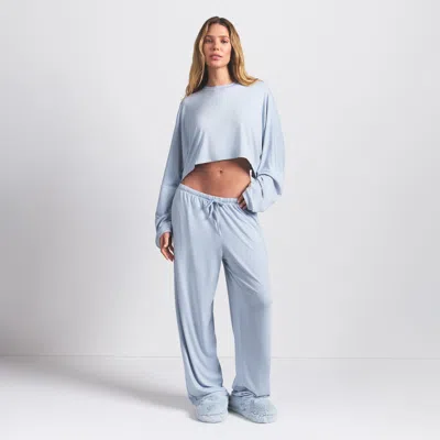 Skims Cropped Top And Pant Sleep Set In Blue