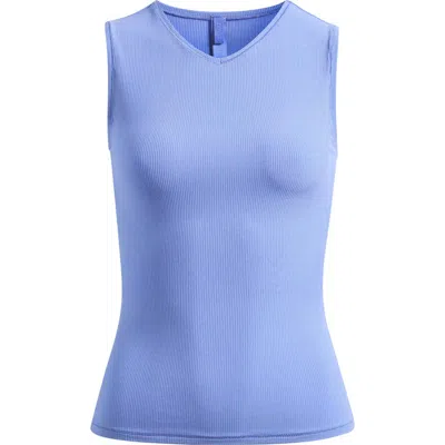 Skims Soft Lounge V-neck Tank Top In Cielo