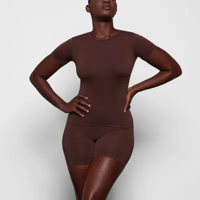Skims Soft Smoothing Seamless In Brown