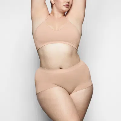 Skims Soft Smoothing Seamless In Brown