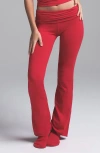 Skims Stretch Cotton Jersey Foldover Pants In Cranberry