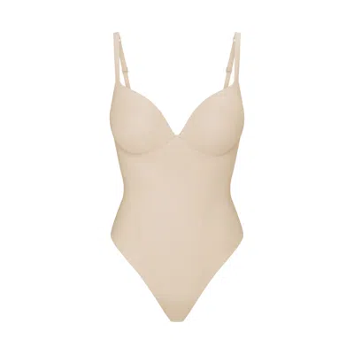 Skims Ultimate Body In Sand