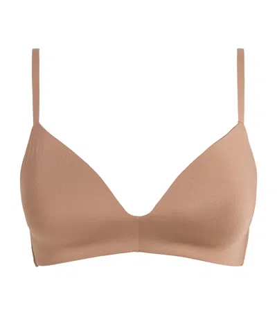 Skims Wireless Form T-shirt Bra In Brown