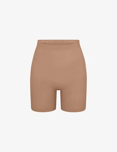 SKIMS WOMENS SKIMS SCULPT FITTED STRETCH-WOVEN SHORTS,66103593