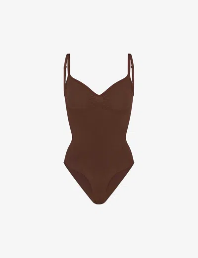 SKIMS WOMENS SKIMS SCULPT RUCHED STRETCH-WOVEN BODY,66101131