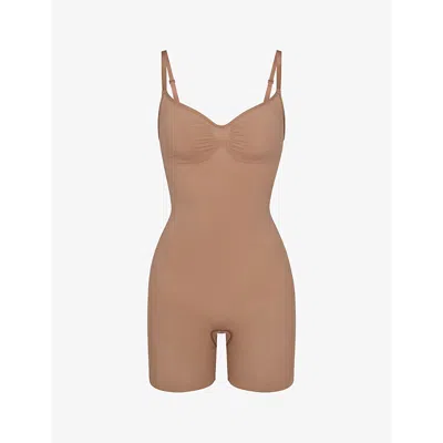 SKIMS WOMENS SKIMS SCULPT RUCHED STRETCH-WOVEN BODY,66102701