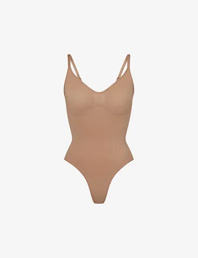 Skims Womens Sienna Seamless Sculpt Fitted Stretch-woven Body
