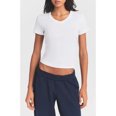 Skims Worn In Jersey V-neck Baby Tee In White