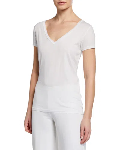 Skin Easy V-neck Cotton Tee In White