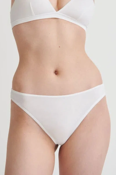 Skin Genny Thong In White