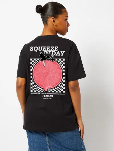 Skinnydip London Peanuts X Skinnydip Snoopy Squeeze The Day T-shirt In Black