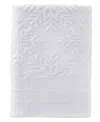 Skl Home Subtle Snowflake Jacquard Cotton Bath Towel, 25" X 50" In White