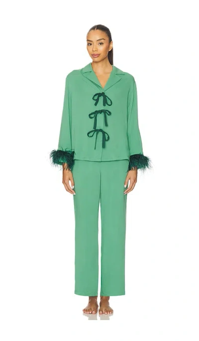 SLEEPER THE BOW PAJAMA SET WITH DETACHABLE FEATHERS