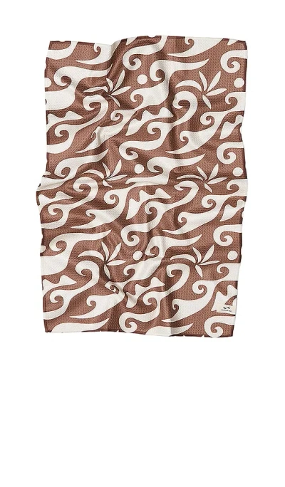 Slowtide Bailey Kitchen Towel In Toast