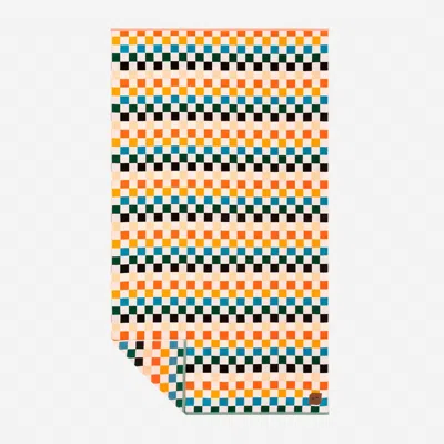 SLOWTIDE BEACH TOWEL IN SUNDOWN