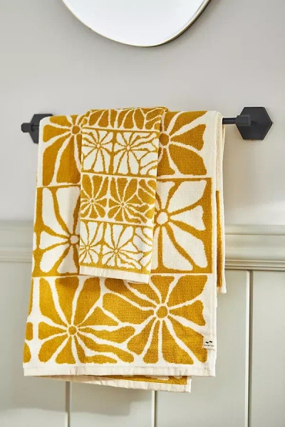 Slowtide Ciao Zen Bath Towel Collection In Black