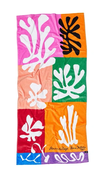 Slowtide Snow Flowers Towel In Multi