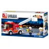 Sluban Small Fire Truck Building Brick Kit (136 Pcs)