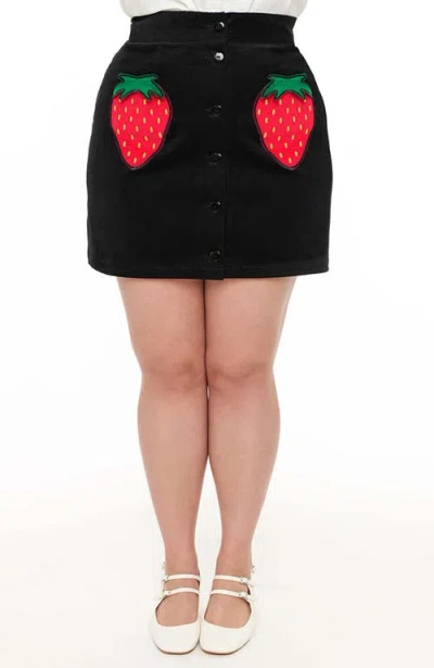 Smak Parlour Plus Size Kitschy Shaped Pocket Match Game Mini Skirt In Black