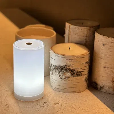 Smart & Green Hokare Outdoor Table Lamp In White