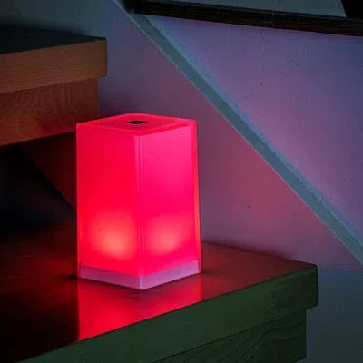 Smart & Green Hokare Outdoor Table Lamp In White