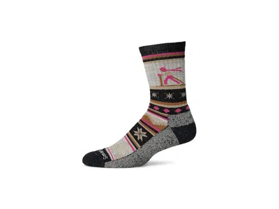 Smartwool Everyday Cozy Alpine Apres Crew Socks Crew Cut Socks Shoes Charcoal: Lg (us Men's Shoe 9-11.5 - Wome In Black