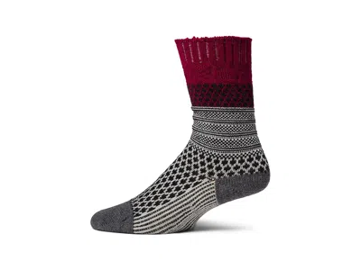 Smartwool Everyday Popcorn Cable Crew Socks Women's No Show Socks Shoes Tibetan Red: Sm (women's Shoe 4-6.5) In Multi