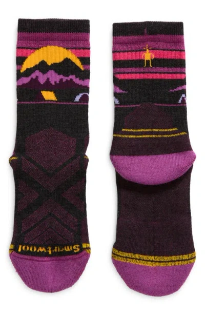 Smartwool Hike Light Cushion Crew Socks In Charcoal