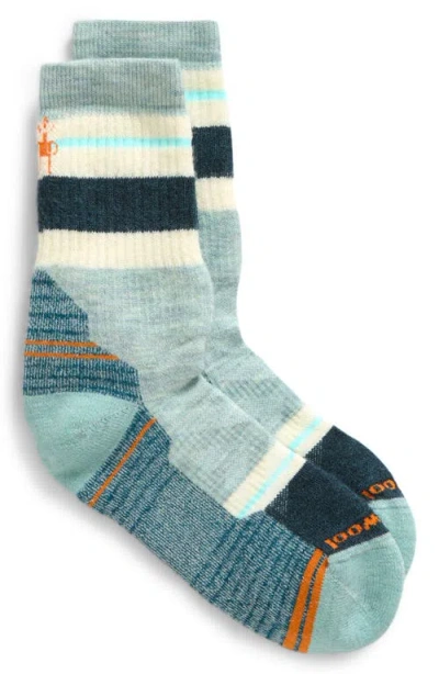 Smartwool Hike Light Cushion Crew Socks In Frosty Green