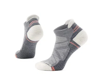 Smartwool Hike Light Cushion Low Ankle Socks Women's Crew Cut Socks Shoes Medium Gray: Md (women's Shoe 7-9.5) In Brown