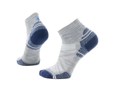 Smartwool Hike Targeted Cushion Ankle Socks Men's Crew Cut Socks Shoes Light Gray: Md (men's Shoe 6-8.5) In Multi