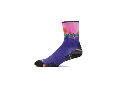 Smartwool Hike Targeted Cushion Mountain Sunrise Print Crew Socks Women's Crew Cut Socks Shoes Deep Navy: Sm ( In Multi