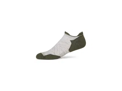 Smartwool Run Targeted Cushion Low Ankle Men's Low Cut Socks Shoes Ash/winter Moss: Xl (men's Shoe 12-14.5) In Brown
