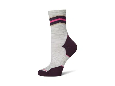 Smartwool Run Targeted Cushion Mid Crew Women's Crew Cut Socks Shoes Ash: Md (women's Shoe 7-9.5) In White