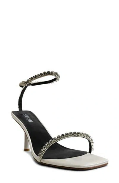 Smash Shoes Camille Sandal In Cream