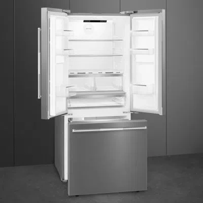 Smeg 30" Freestanding Fd W/handles, Auto Ice Maker In Stainless Steel;white