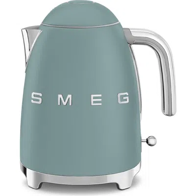 Smeg '50s Style 7-cup Electric Kettle In Green