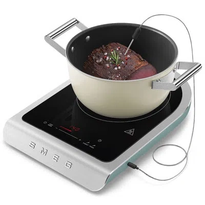 Smeg Contemporary Portable Induction Cooker In Matte Black In Matte Jade