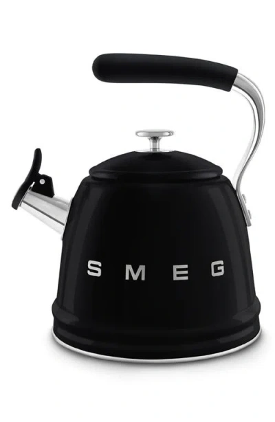 Smeg Whistling Kettle In Black