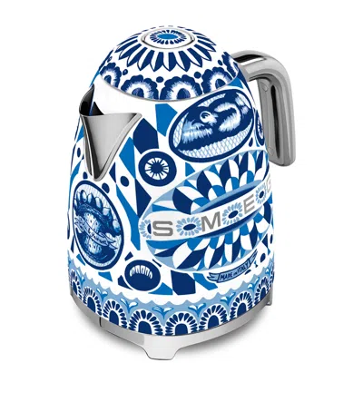 Smeg X Dolce & Gabbana Blu Mediterraneo Kettle In Blue