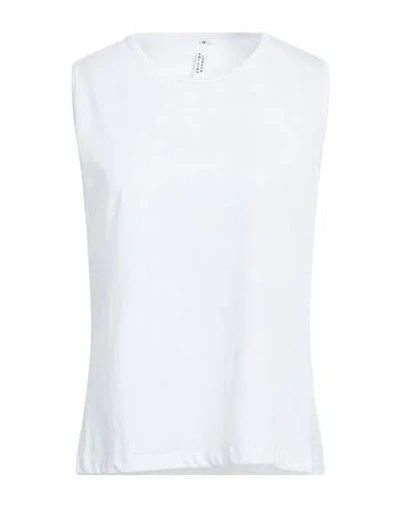 Smiling London Woman T-shirt White Size L Cotton, Linen