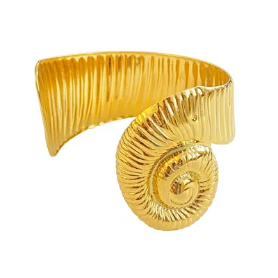 Smilla Brav Women's Gold Shell Cuff Bracelet