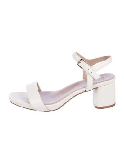 Pre-owned Sminfinity Leather Sandals In White
