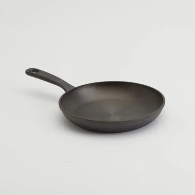Smith And Clark Smith & Clark 8" Smooth Cast Round Pre-seasoned Cast Iron Skillet Fry Pan In Black