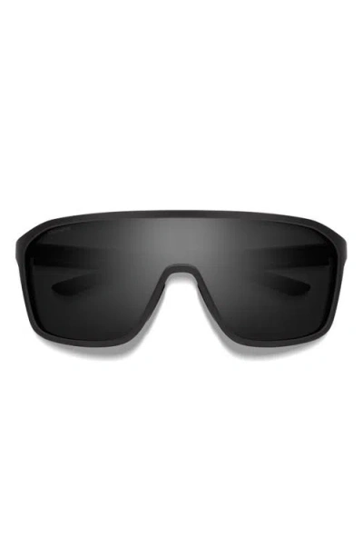Smith Boomtown 135mm Chromapop™ Polarized Shield Sunglasses In Black