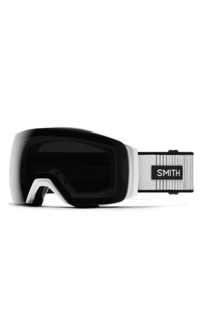 Smith I/o Mag™ Chromopop™ Xl Low Bridge Snow Goggles In Black