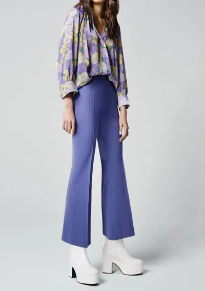 Smythe Cropped Pintuck Pant In Deep Mauve In Blue