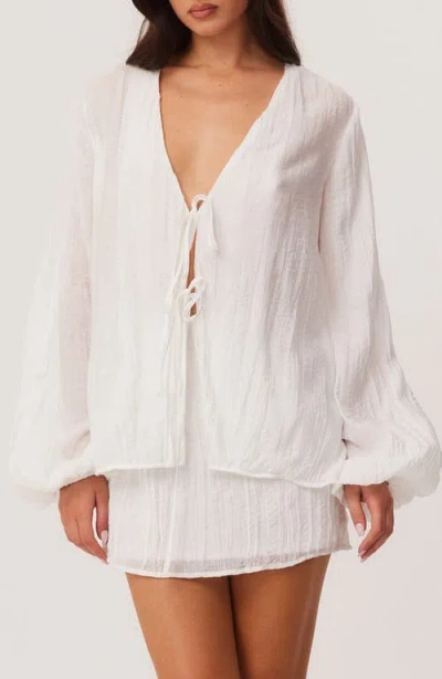 Sndys Brandi Oversize Crinkle Tie Front Top In White