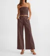 Sndys Romi Linen Top In Chocolate In Gold
