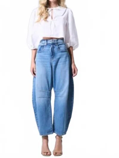 Sneak Peek Wide Barrel Jean In Medium Denim In Blue